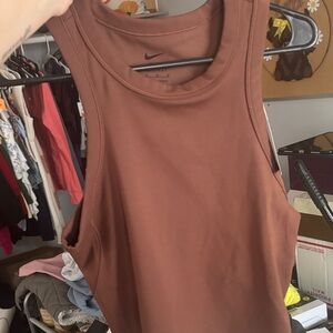 Nike Women's Chestnut Tank Top